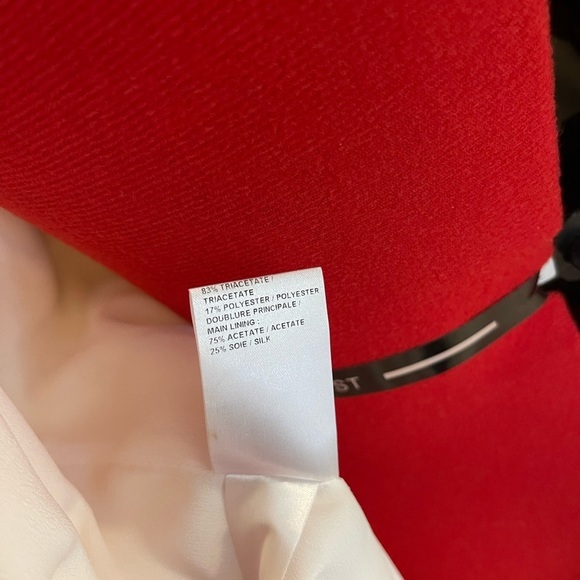 The Chloe‎ ivory dress is 100% authentic retails for $1895. - Picture 9 of 14